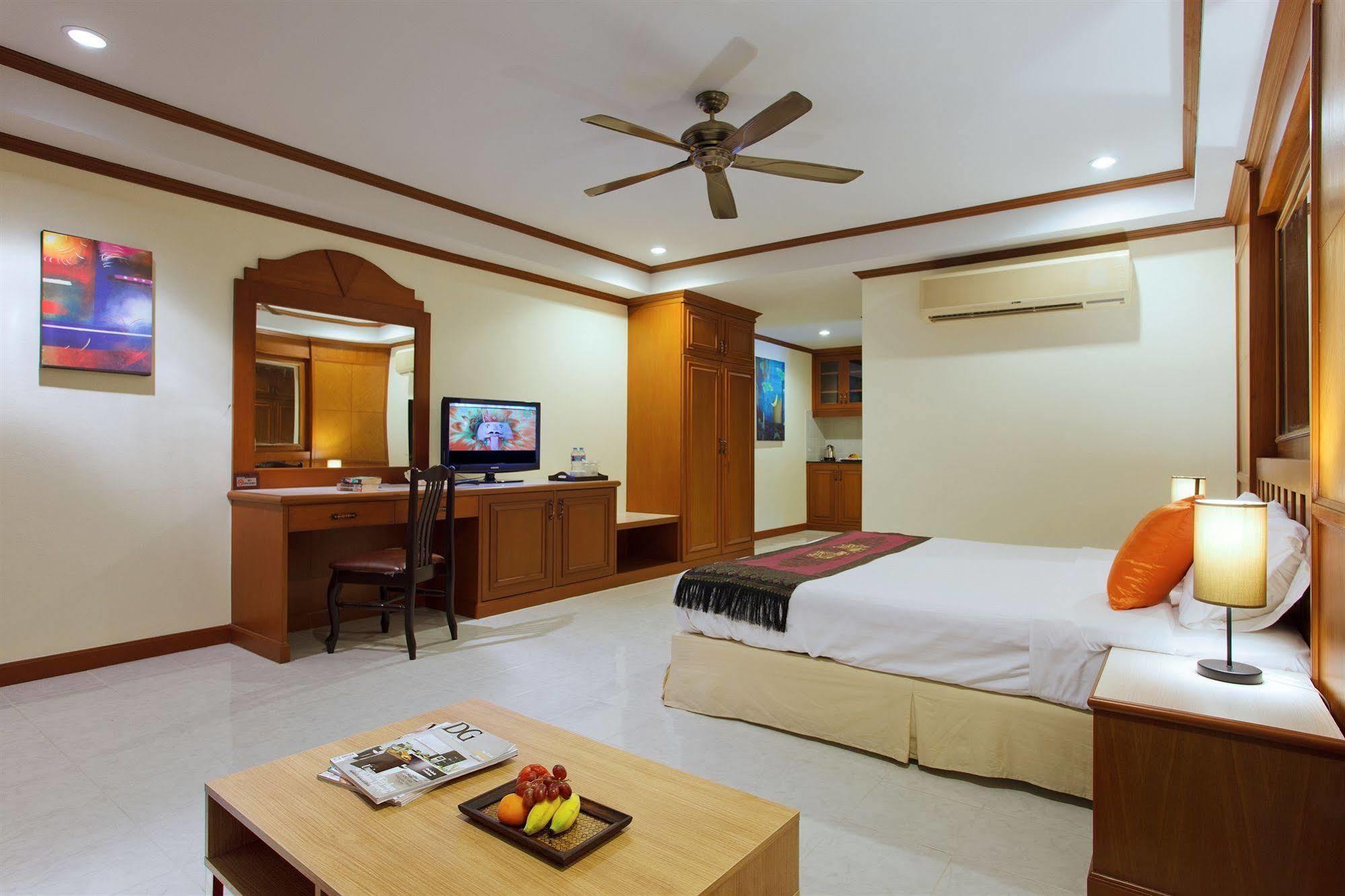 The Yim Siam Hotel Patong 외부 사진