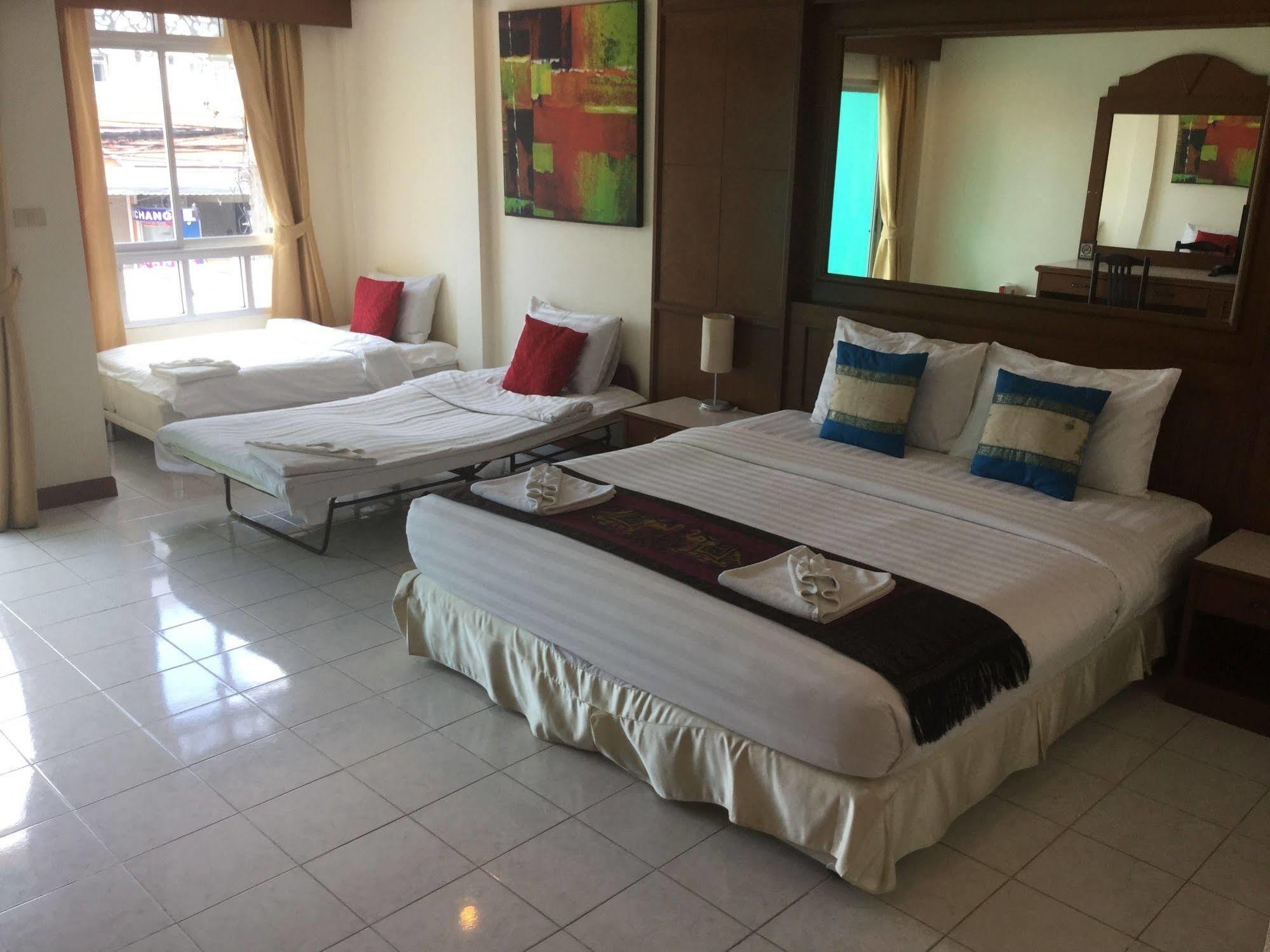 The Yim Siam Hotel Patong 외부 사진